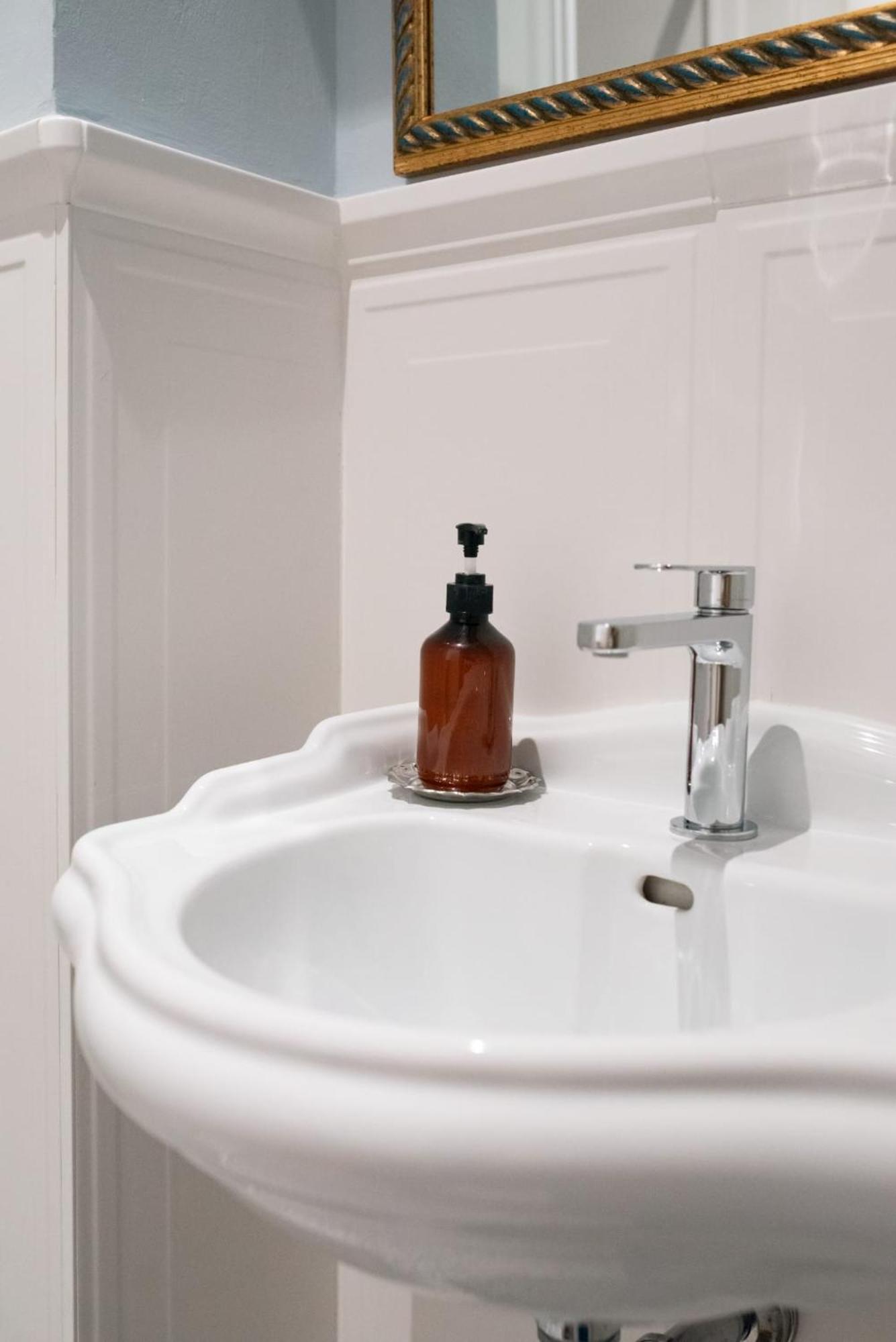 Residenza I Rioni Guesthouse Rome Luaran gambar